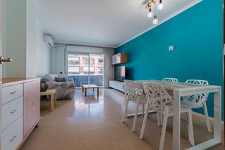 Miete Etagenwohnung  Carrer de jaume i. Piso en alquiler con plaza de aparcamiento