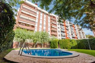 Àtic  Avinguda catalunya. Ático con espectacular terraza de 90 m² en la av. catalunya