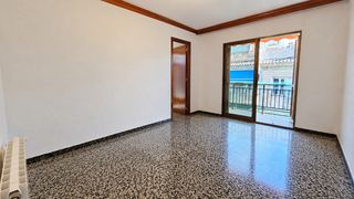 Pis  Carrer del taquígraf martí. Piso en c/ taquígraf martí con 3 habitaciones