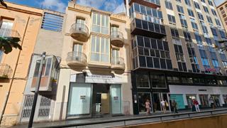 Geschäftsraum in Carrer de cristòfor colom 1. Edificio exclusivo en venta en el corazón comercial de tarragona