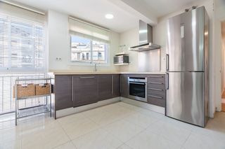 Pis  Carrer de lleida. Piso totalmente reformado en c/ reding