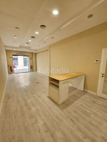 Foto 9bf03ad8-241c-4ab8-a4d2-868b90f6757b. Lloguer local comercial a carrer del comte de rius 22 a Tarragona