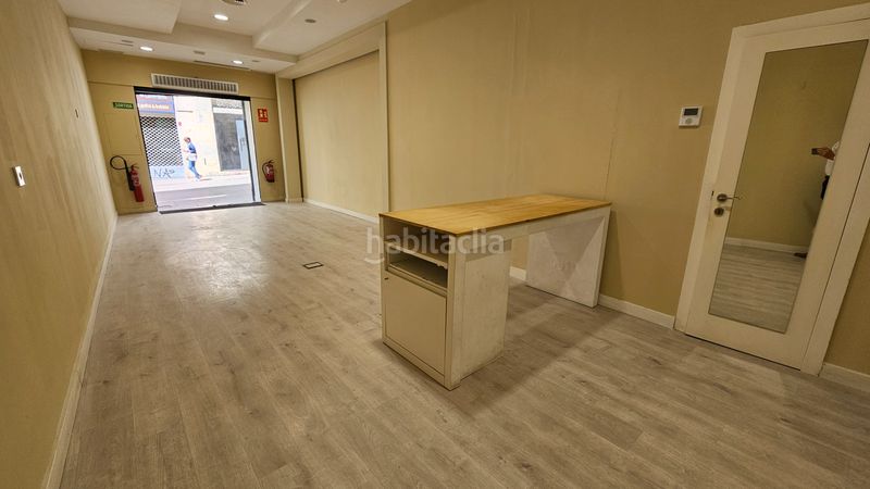 Foto e7a92608-08b9-404b-9b5d-eb93a693e5dd. Lloguer local comercial a carrer del comte de rius 22 a Tarragona