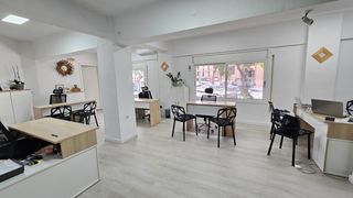 Oficina en Carrer de Reding