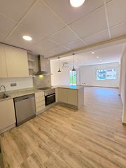 Etagenwohnung  Carrer de pin i soler. Piso totalmente reformado en c/ pin i soler
