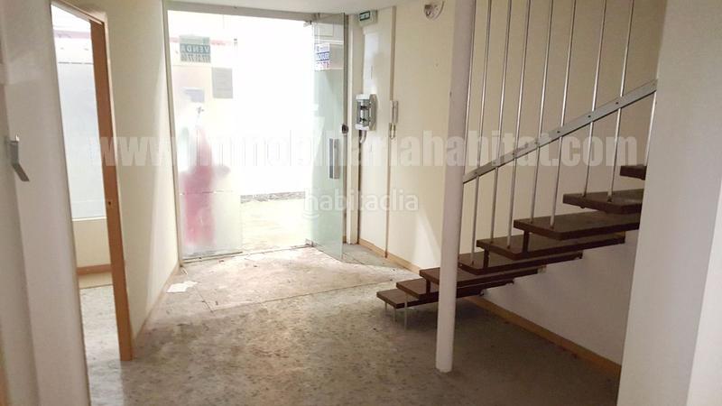 Foto a78eabdb-db71-4a6d-84bf-644a9262b7a5. Local comercial a Nou Eixample Sud Tarragona