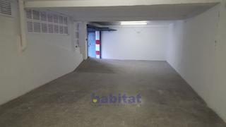 Posto auto  Carrer de santa joaquima de vedruna. Parking tipo cochera capacidad de 4 coches + trastero