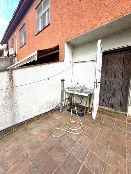 Foto 2922a287-a6d1-4048-a1a8-031d9168ec4c. Casa adossada amb xemeneia aparcament a Botarell