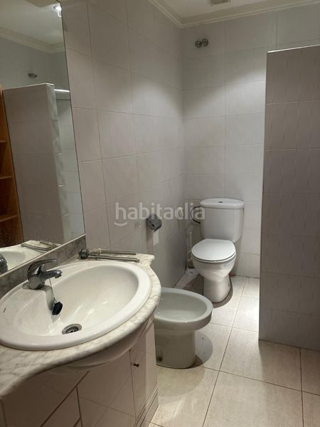 Foto aee2d650-5116-4768-8f32-603c10efad34. Casa adossada amb xemeneia aparcament a Botarell