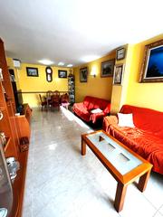 Piso  Carrer de pompeu fabra. Piso luminoso con parking y trastero