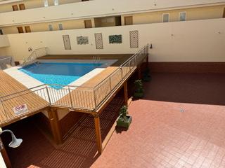 Appartement  Avenida de los planetas. Apartamento 2 dormitorios con piscina en los alcazares