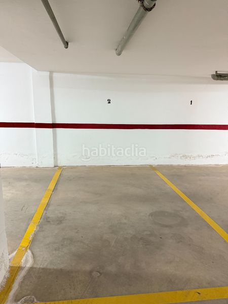 Foto b9b792ef-29fb-4384-a827-0e0bf761208e. Aparcament cotxe a calle marqués de ordoño 54 a Centro Alcázares (Los)