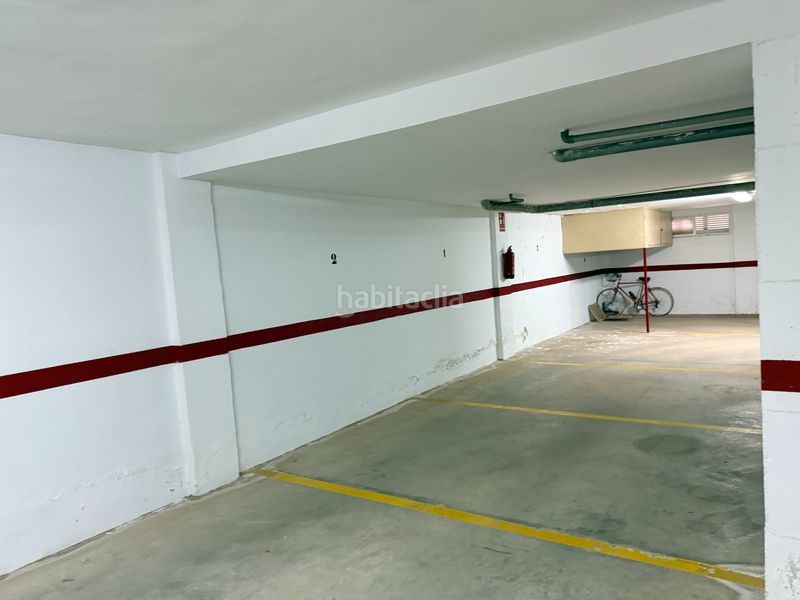 Foto d0ea51a2-b66c-4093-96d9-851f2ccdec51. Aparcament cotxe a calle marqués de ordoño 54 a Centro Alcázares (Los)