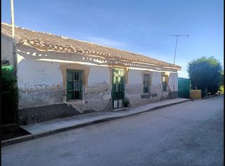 Mas  Pasaje la ermita. Casa con terreno en el albujon