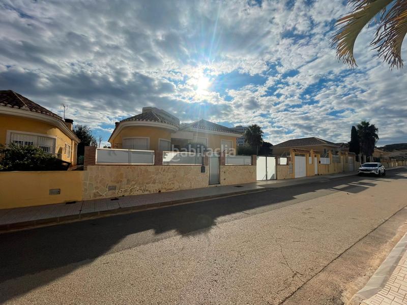 Foto c60e7674-f065-40f4-b43b-bd47d28bb5e8. Chalet duplex en venta en playa honda en Los Dolores Cartagena