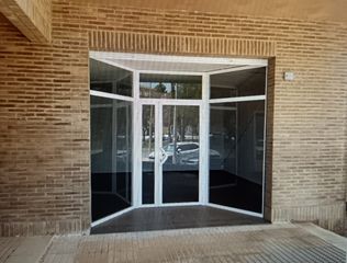 Business premise in Avenida de venecia 15. Local comercial en venta poligono santa ana