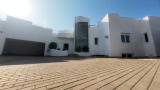 Chalet à Calle sicomoro 19. Chalet en venta en tentegorra