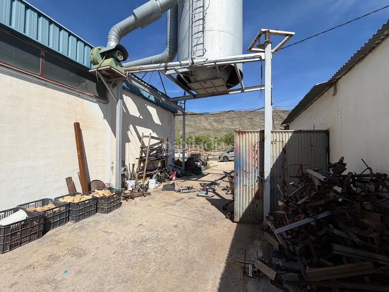 Foto 069edb58-a034-4518-9af5-7ef862db13ce. Nave industrial en aldea fuente del pino 80d nave en venta en Jumilla