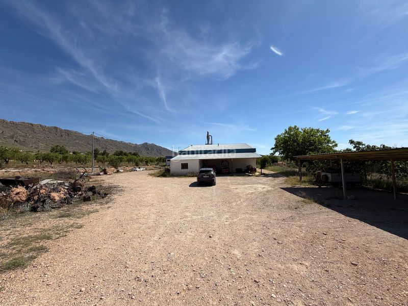 Foto 78df4bc4-a657-43c4-ac85-241c8fc9c4cd. Nave industrial en aldea fuente del pino 80d nave en venta en Jumilla