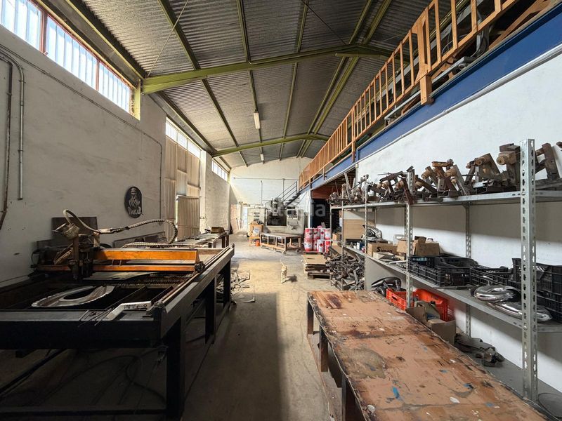 Foto d73caf1c-d963-4e52-8bb9-9b3e7d272a69. Nave industrial en aldea fuente del pino 80d nave en venta en Jumilla