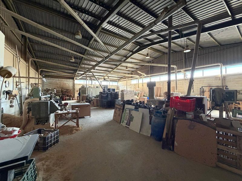 Foto f4420655-888d-45e3-8733-f316eb280f66. Nave industrial en aldea fuente del pino 80d nave en venta en Jumilla