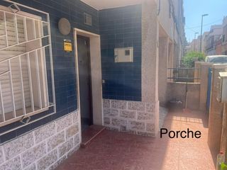 Reihenhaus in Calle tornamira 10. Planta baja en barrio peral