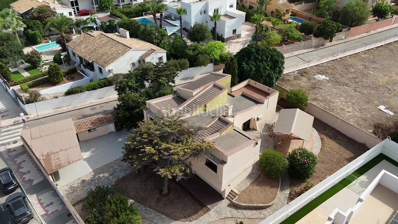 Foto 461401ff-0a3f-4267-8c69-694579537681. Chalet mit heizung parking in Entremares Manga del Mar Menor (La)