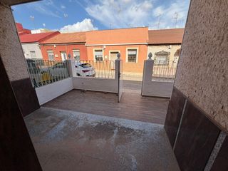 Casa adossada a Calle pontevedra 66. Planta baja en venta en cartagena