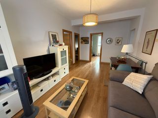 Etagenwohnung in Calle Pintor Balaca 34