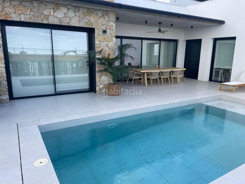 Foto 42f24bc8-3adb-49b3-801e-3c0eb2cef2bd. Casa amb calefacció piscina a Levantina - Montgavina - Quintmar Sitges