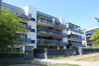Apartamento  Abadessa maria lluisa dalmau. Planta baja en la plana