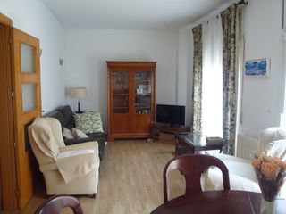 Miete Etagenwohnung in Centre. Piso en centro
