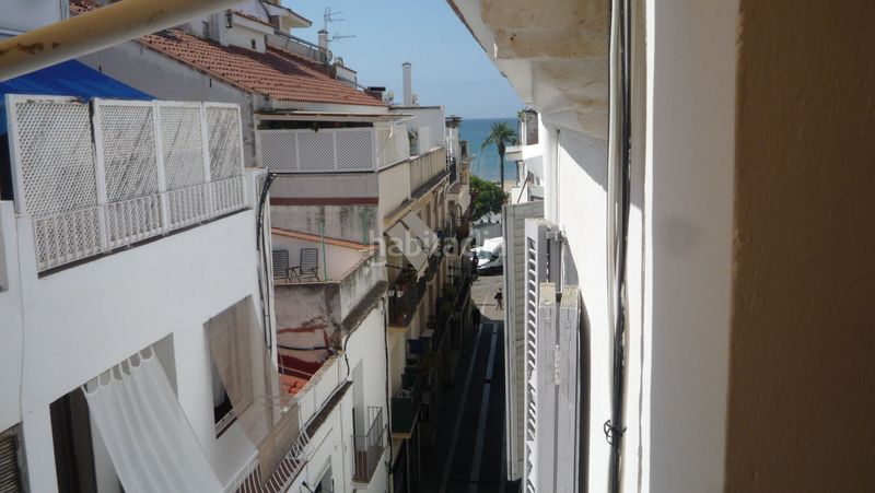 Foto c782d85e-d030-4473-976e-1e33dc49c0ce. Estudi a Centre Sitges