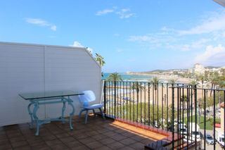 Appartement  Del ajuntament. Piso en primera línea de mar