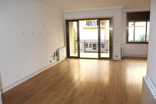 Apartament a Santiago rusinyol 8. Piso en santiago rusinyol