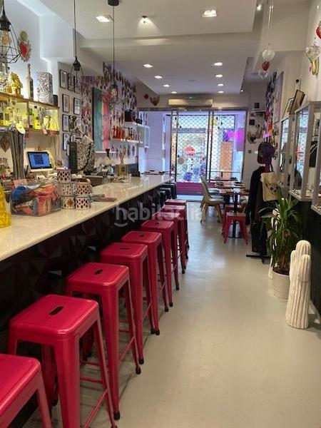 Foto 1717a1cf-97a7-4a06-afbf-41ebb44f5fa3. Alquiler local comercial bar restaurante centrico en traspaso en Sitges