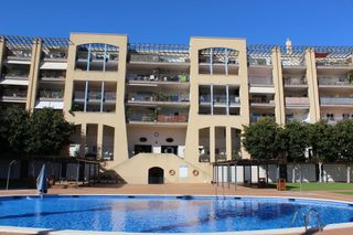 Apartment  Josep irla. Piso esquinero en can pei