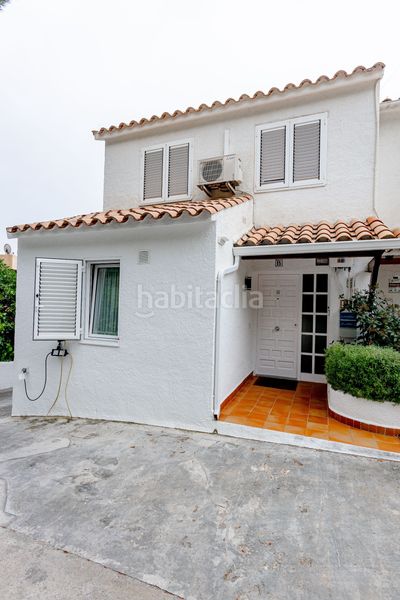 Foto d02c9943-da50-4eca-8173-c6131eb9b316. Casa adossada amb calefacció piscina a Vallpineda - Rocamar Sant Pere de Ribes