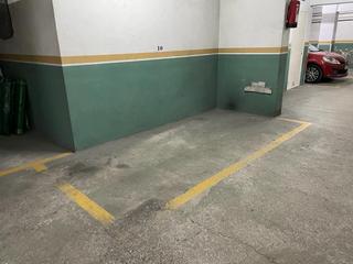 Car parking in Carrer de Mallorca 50