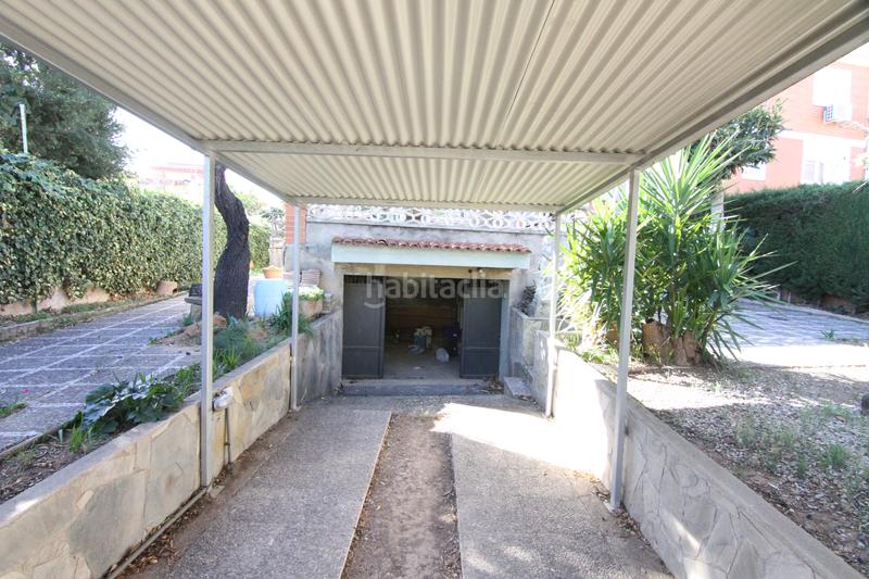 Foto 4bef044f-cffb-4294-aa44-b4668aaadf20. Xalet amb xemeneia calefacció aparcament a La plana Esparreguera