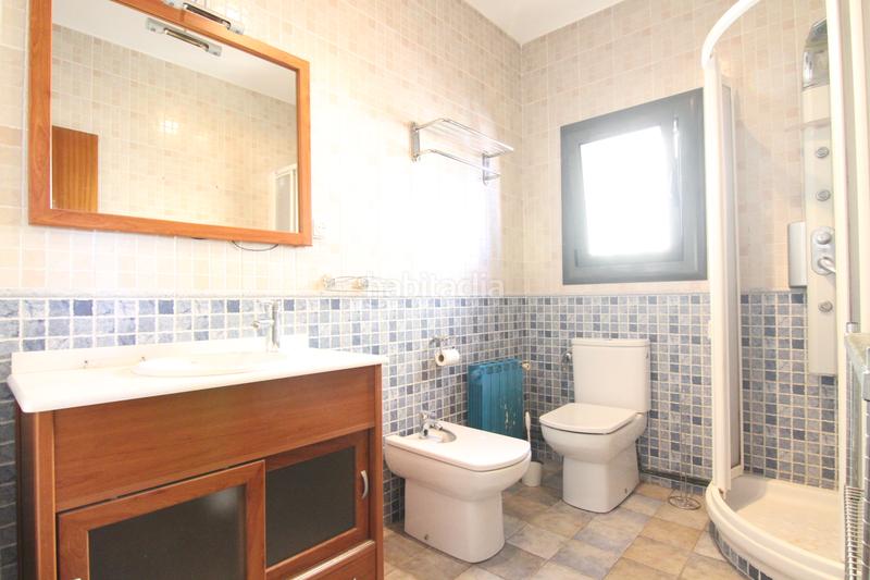 Foto 861e6c5d-9414-47b6-b697-7526d3fef7e0. Xalet amb xemeneia calefacció aparcament a La plana Esparreguera