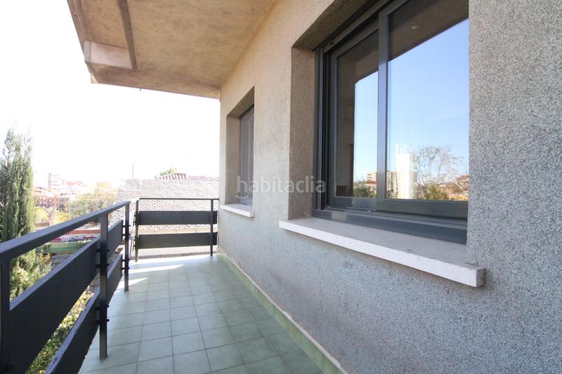 Foto 863ca809-fe1c-45e1-af71-ab41719d0833. Xalet amb xemeneia calefacció aparcament a La plana Esparreguera