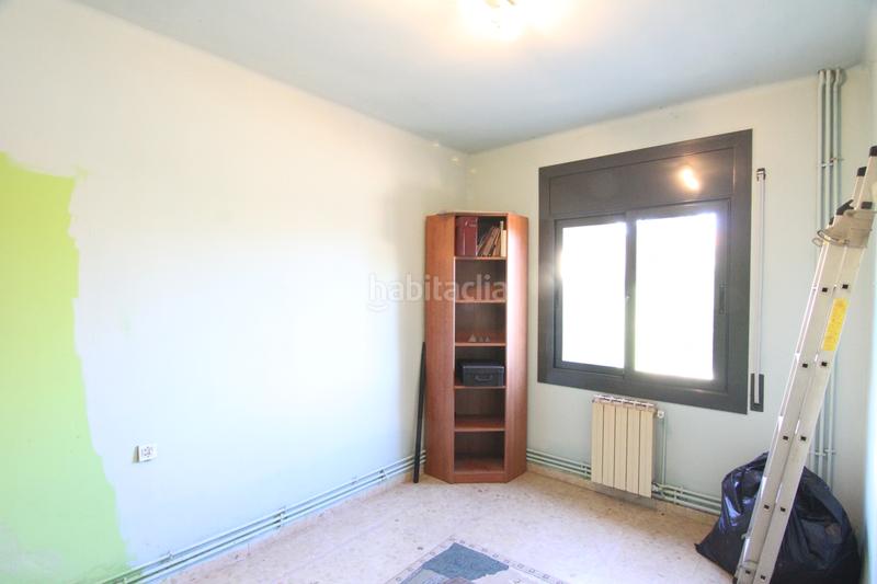 Foto a88ab528-5107-499b-a289-19be56ff71b8. Xalet amb xemeneia calefacció aparcament a La plana Esparreguera