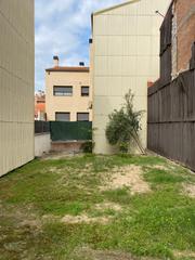 Terreny residencial a Carrer eduardo peña 147. Terreno en venta de 136 m2 en la calle principal de sant vicenç