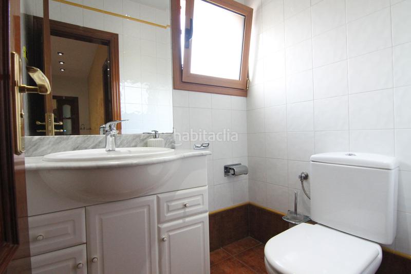 Foto 02a5428c-50ef-4db9-a862-75f3d4b406d3. Chalet con camino riscaldamento parcheggio piscina in Abrera