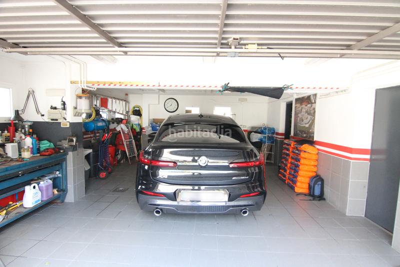 Foto 4bad014b-3032-483d-b71f-4332cdea7760. Chalet con camino riscaldamento parcheggio piscina in Abrera