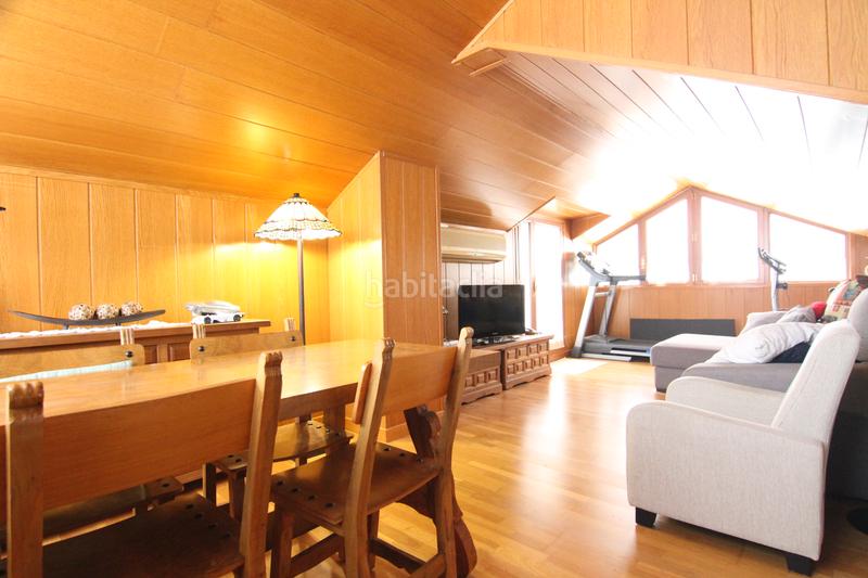 Foto 5586f198-3d13-43fd-b2bf-87d97b036e6d. Chalet con camino riscaldamento parcheggio piscina in Abrera