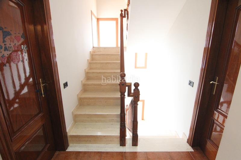 Foto 929661b8-bc80-4a89-ae7b-6a24d77271e5. Chalet con camino riscaldamento parcheggio piscina in Abrera