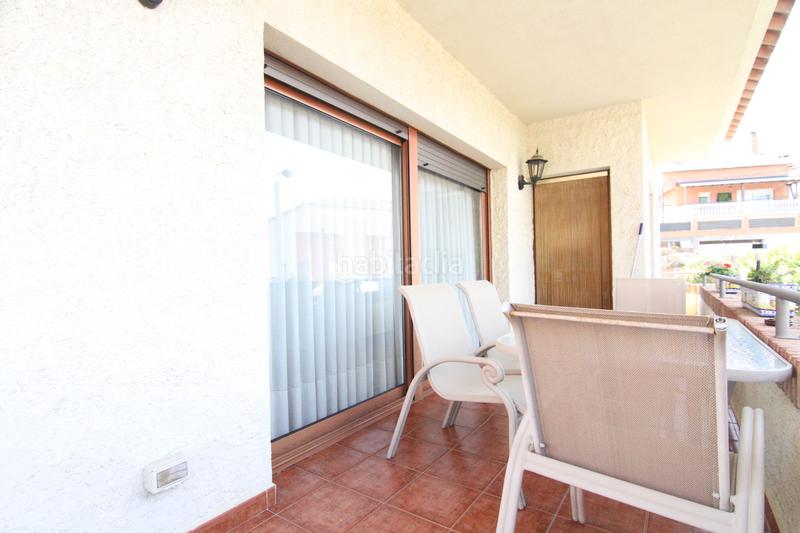 Foto ca5f63e0-d927-4bb3-b3e2-61b37c36dcc2. Chalet con camino riscaldamento parcheggio piscina in Abrera