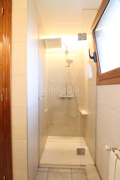 Foto fb712a7e-7b9e-4994-8cc1-82a2005d83de. Chalet con camino riscaldamento parcheggio piscina in Abrera